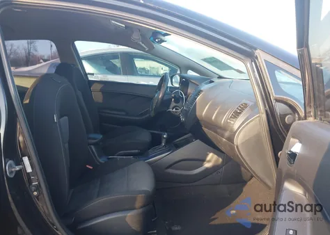 2016 Kia Forte Lx из США, поврежденный, VIN KNAFK5A86G5597025